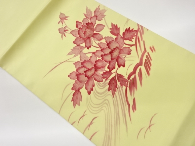 塩瀬手描き金彩牡丹に流水・芝模様開き名古屋帯（額縁仕立て）